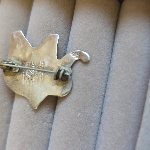 Sterling Elephant Brooch with Abalone Inlay - Picture 5 of 7